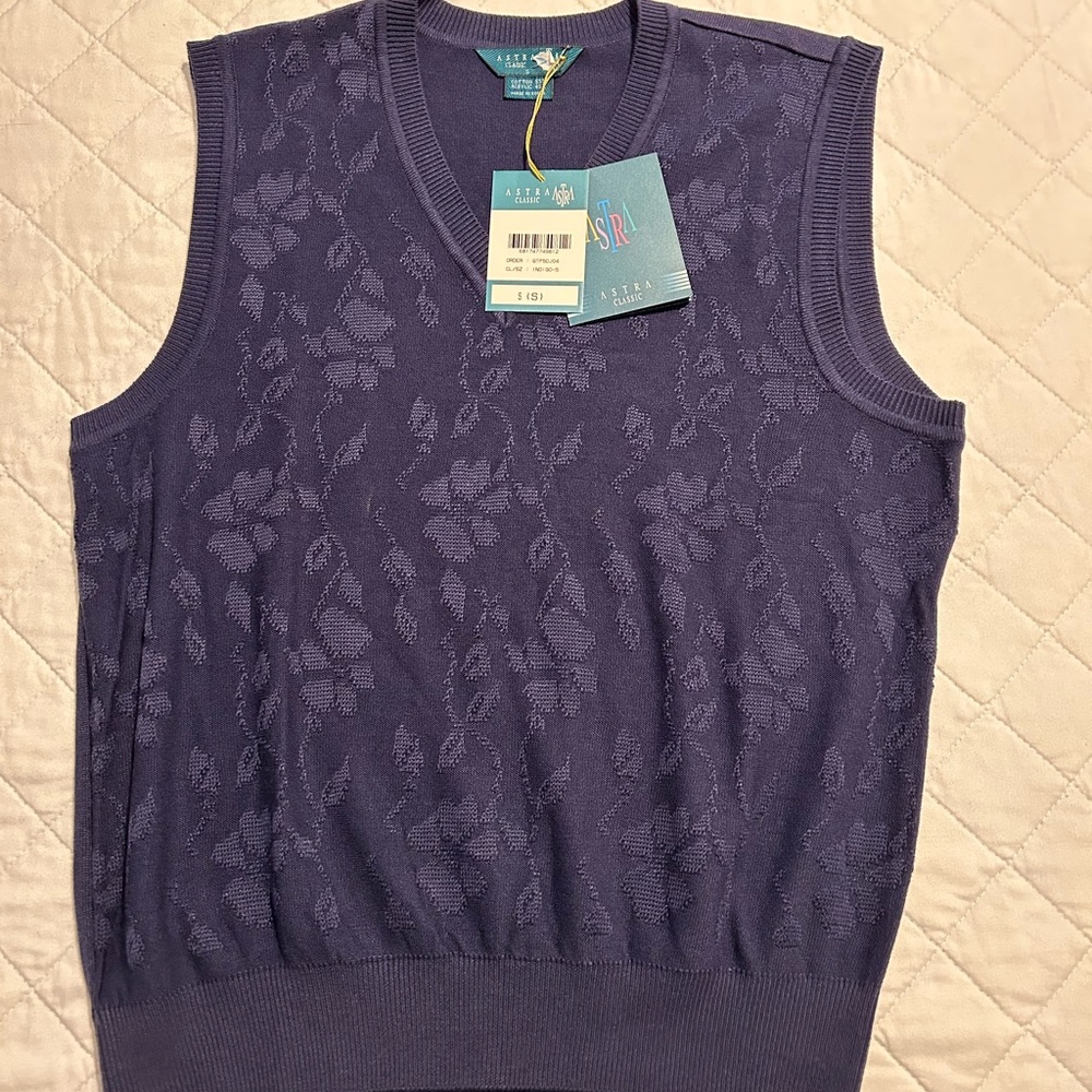 Vest - Picture 3 of 10